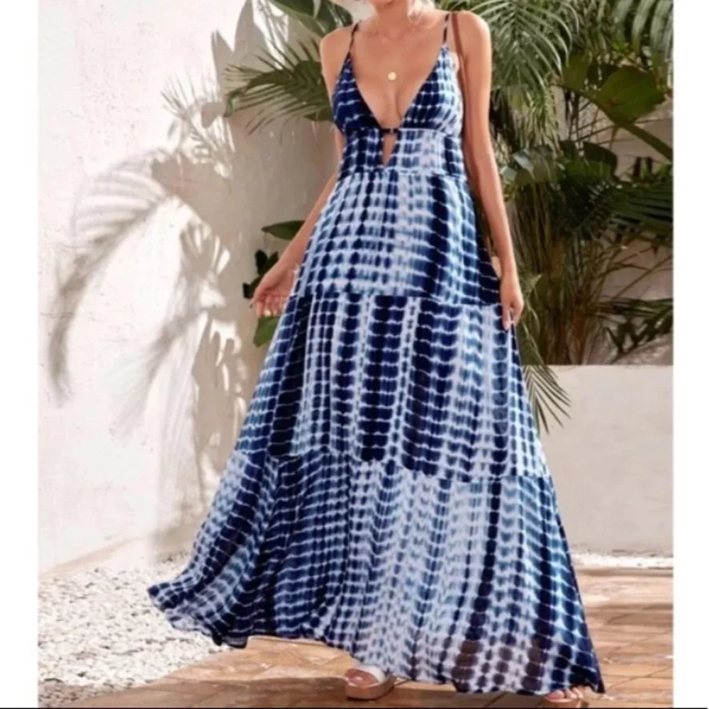 Boho navy blue tie dye cutout maxi dress - Picture 2 of 4